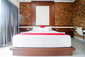 RedDoorz Plus near Kualanamu Airport